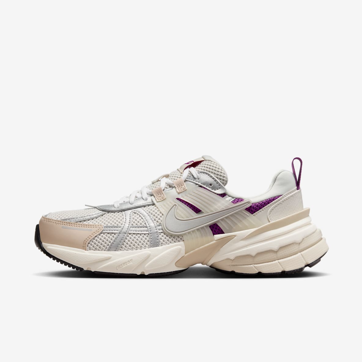 Nike V2K Run Premium Women's Shoes. Nike JP